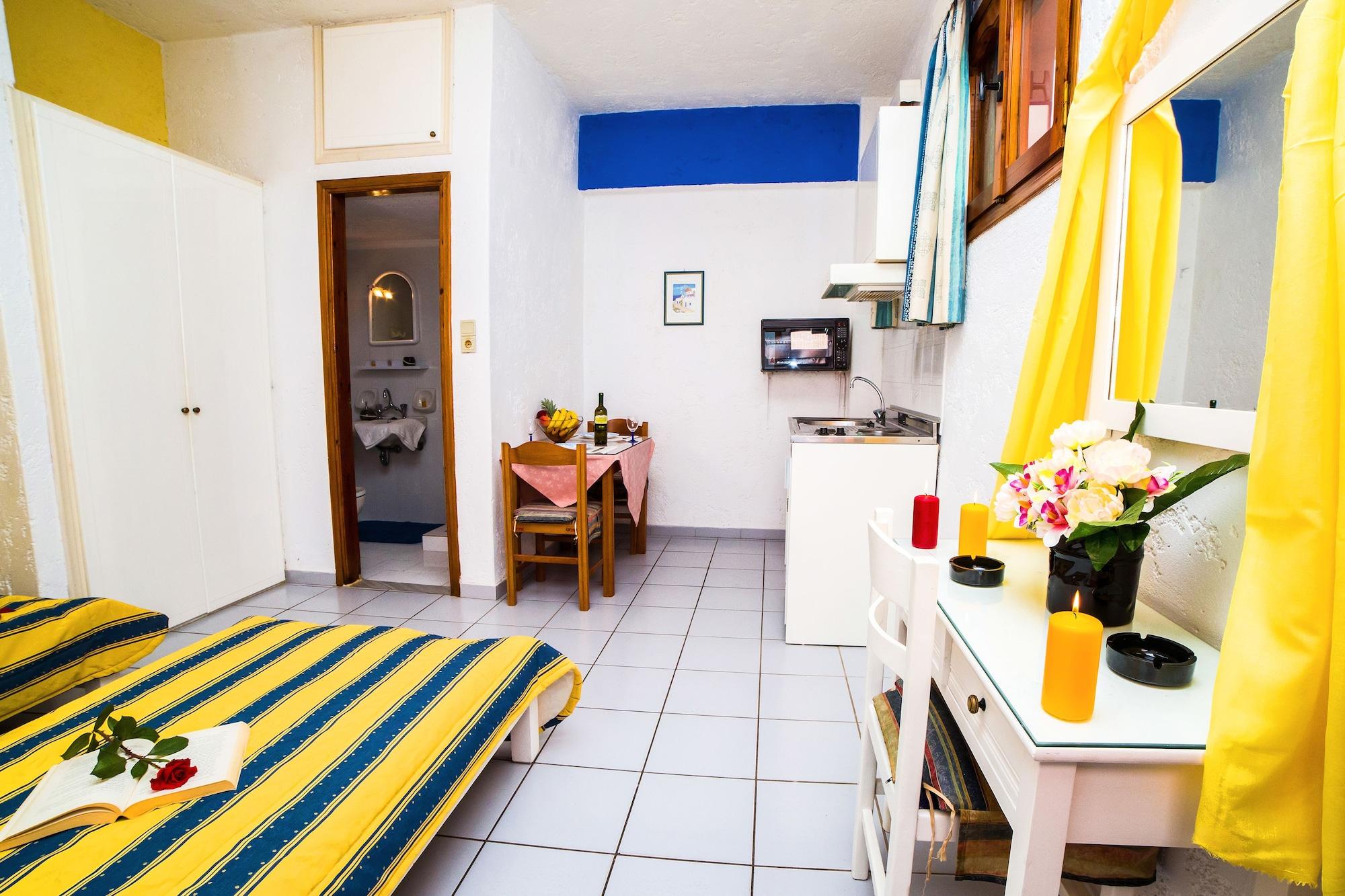 Creta Mar-Gio Aparthotel มาเลีย ภายนอก รูปภาพ