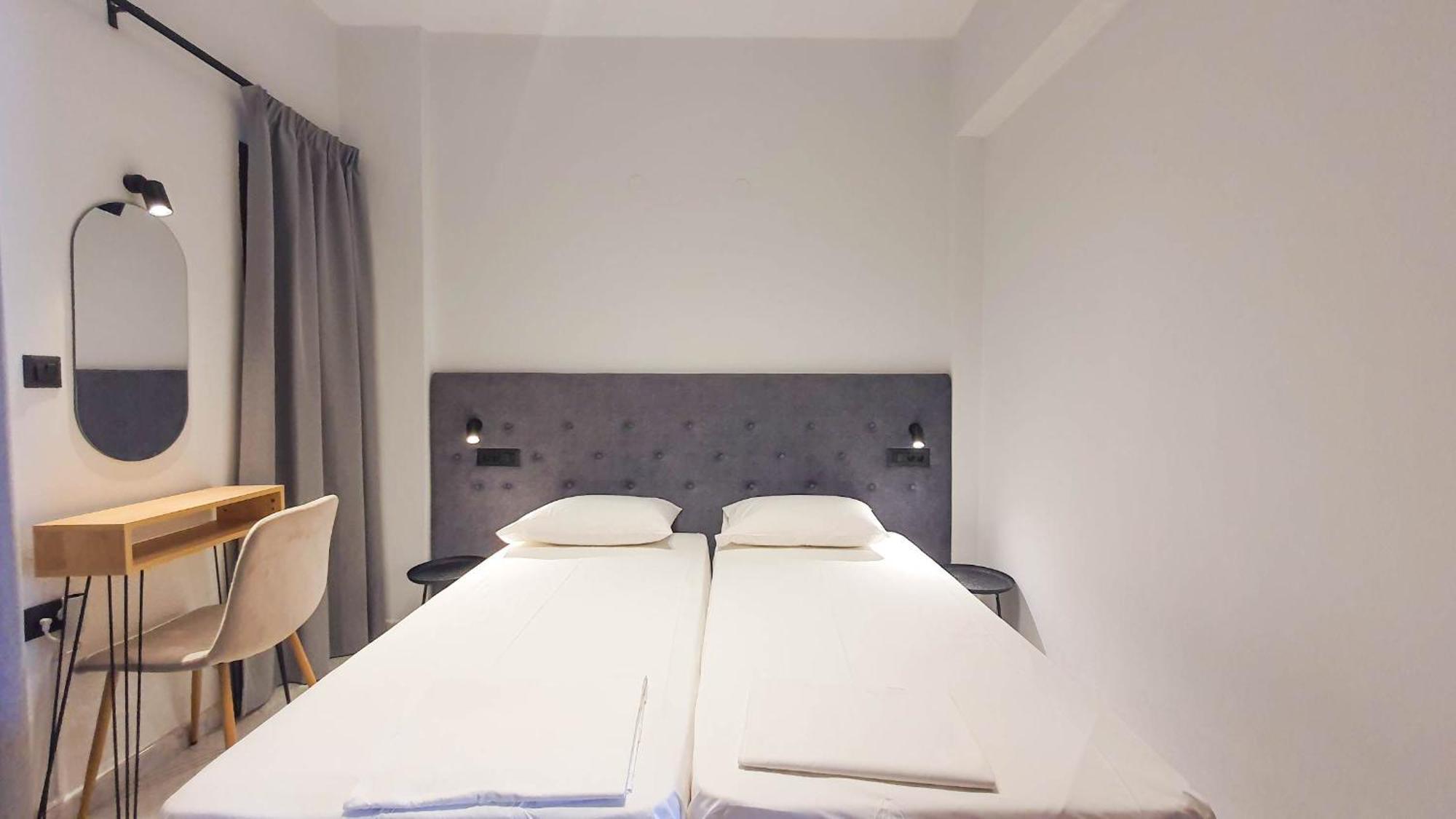 Creta Mar-Gio Aparthotel มาเลีย ภายนอก รูปภาพ